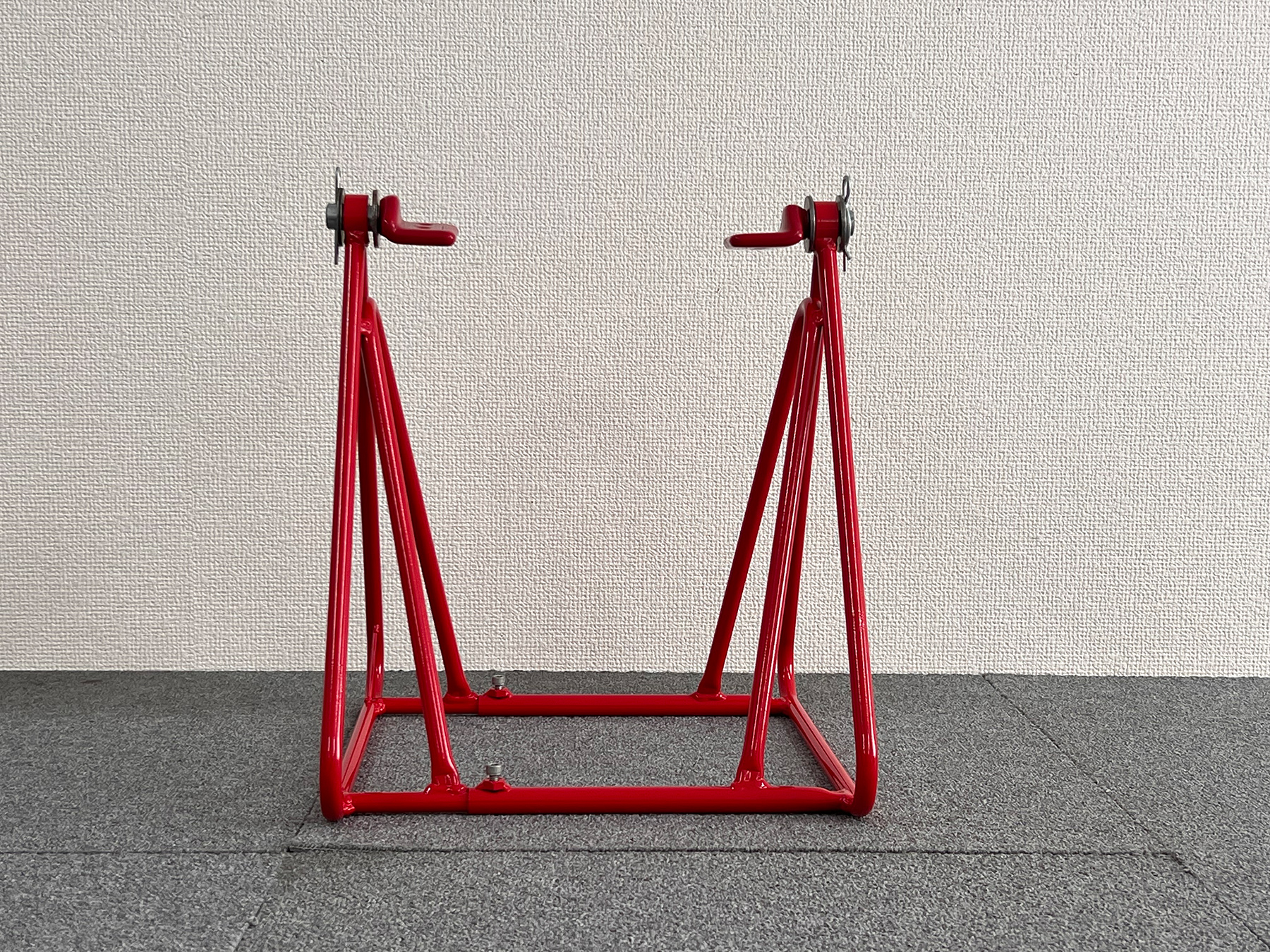 三角スタンドF18